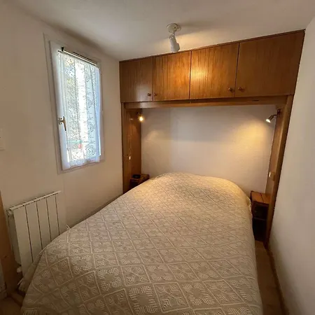 2 Pieces Avec Mezzanine, 4 Couchages, Balcon, Parking, A 100m De La Mer, - Fr-1-224c-295 Saint-Jean-de-Monts