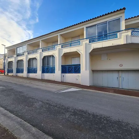 2 Pieces Avec Mezzanine, 4 Couchages, Balcon, Parking, A 100m De La Mer, - Fr-1-224c-295 Saint-Jean-de-Monts
